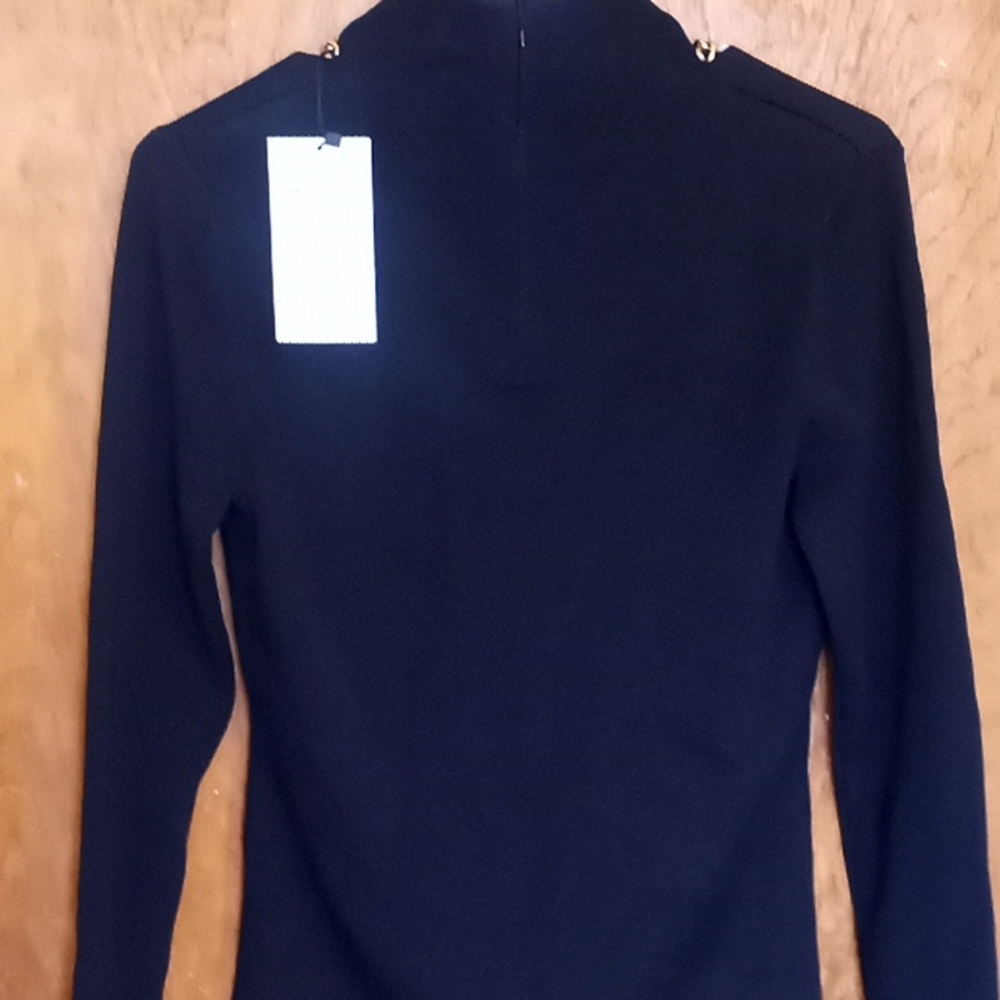 Sweater - Picture 3 of 4